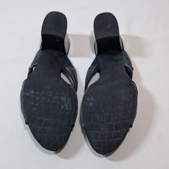 Rockport Heeled Sandal in Navy Marine Size 9 - Picture 4 of 5